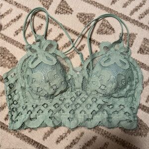 Elegant Lace Bralette in Mint Green